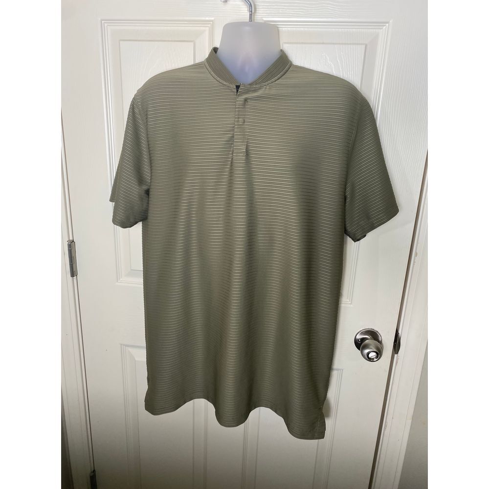 Nike Dri-FIT Men's Sage Green Ribbed Athletic Performance Workout Top Size‎ L